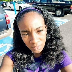 Meet your Posher, Latasha